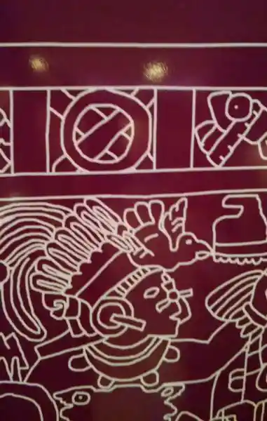 A cross inside a circle on a pre-hispanic religion art.